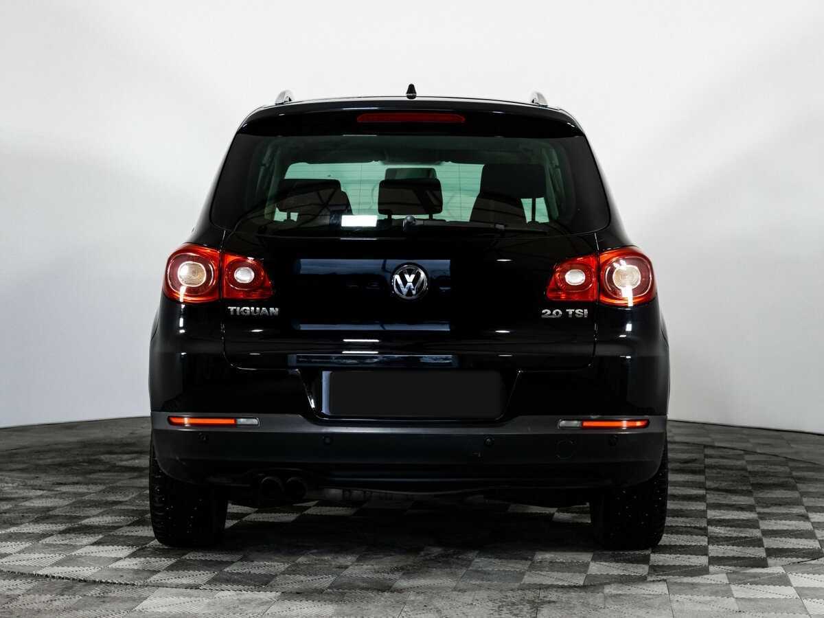 Volkswagen Tiguan с пробегом — 2008 год. Фото: #4