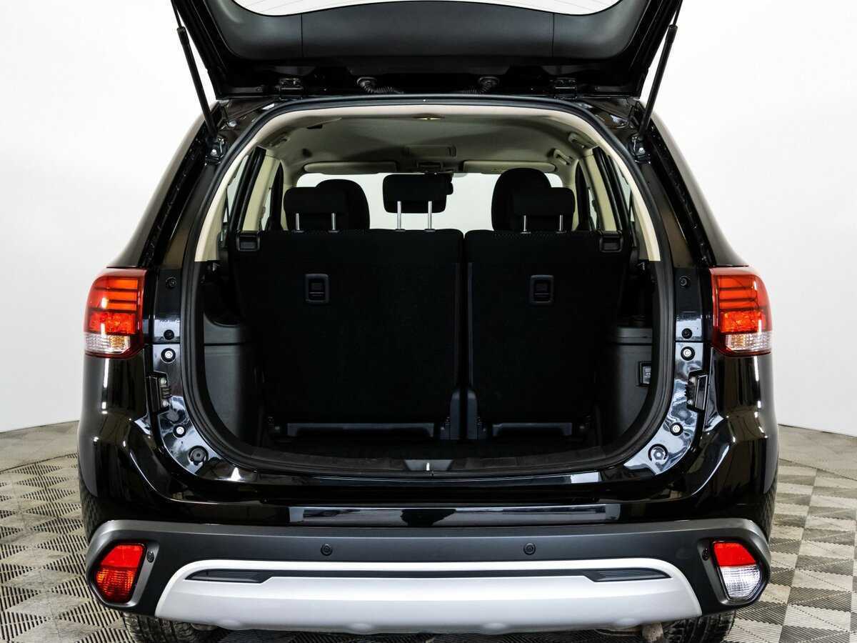 Mitsubishi Outlander с пробегом — 2018 год. Фото: #15
