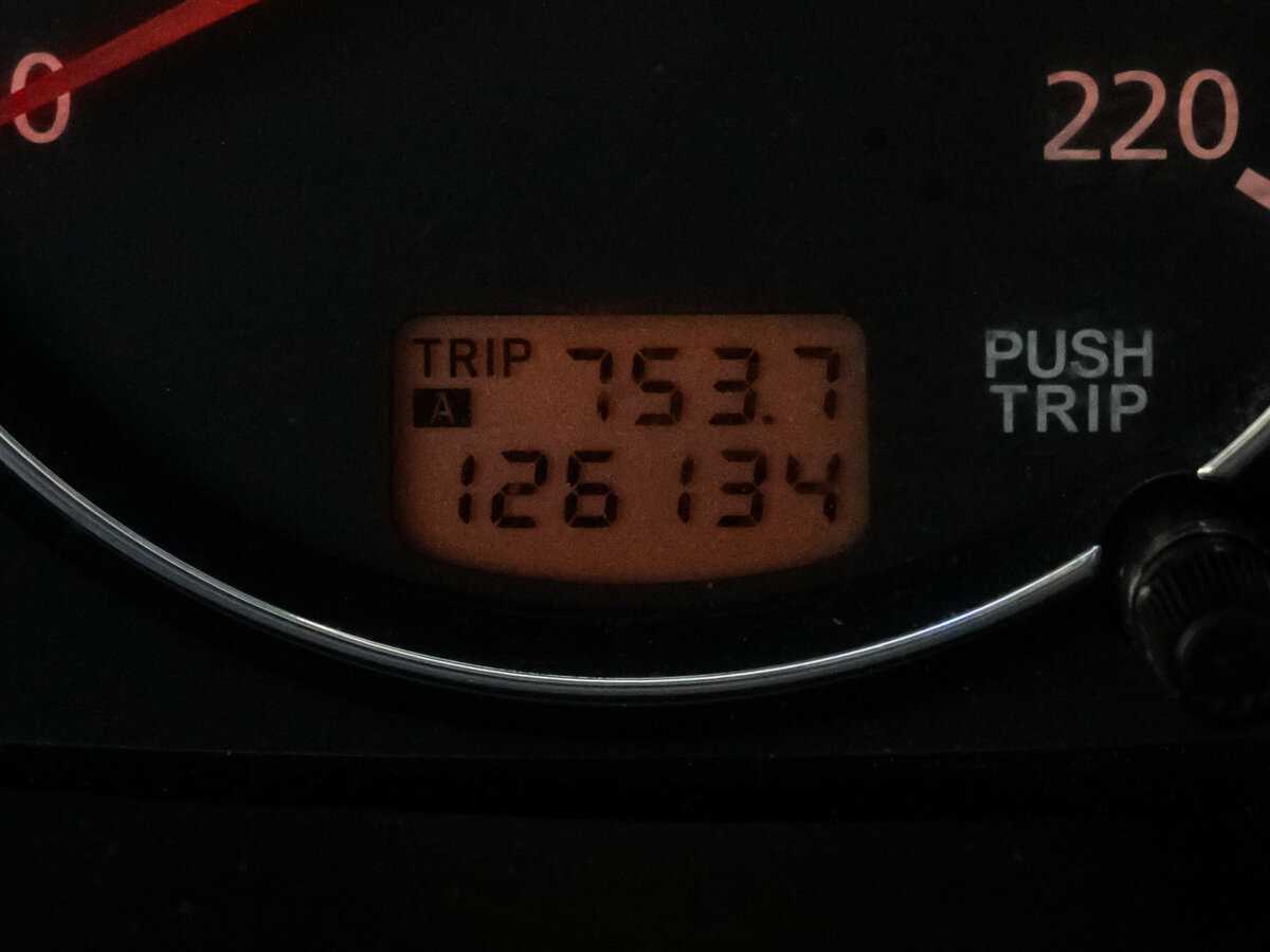 Mitsubishi Pajero Sport с пробегом — 2011 год. Фото: #14