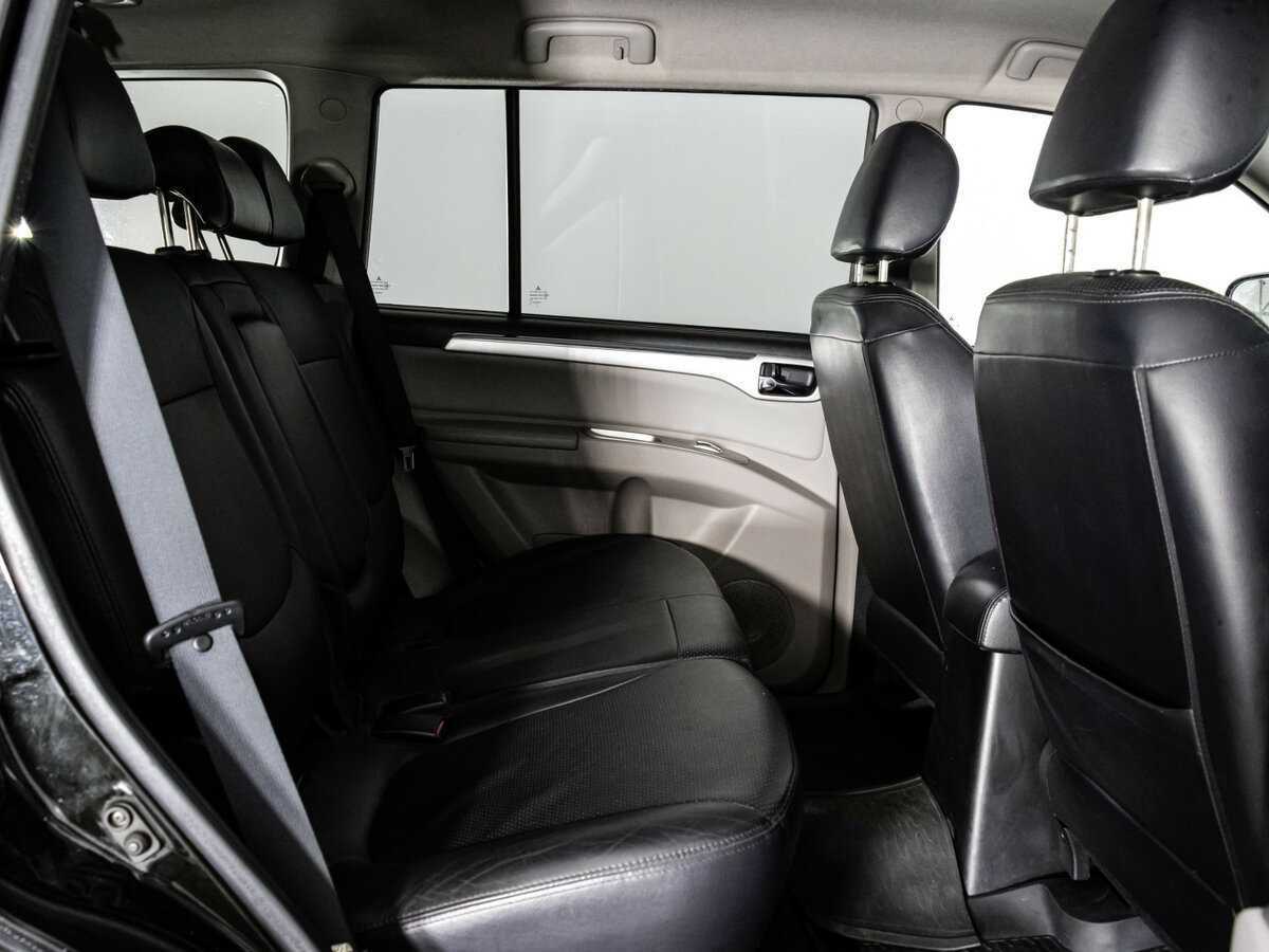 Mitsubishi Pajero Sport с пробегом — 2010 год. Фото: #11