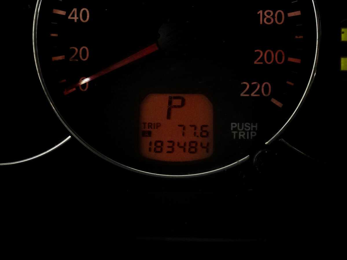 Mitsubishi Pajero Sport с пробегом — 2010 год. Фото: #13