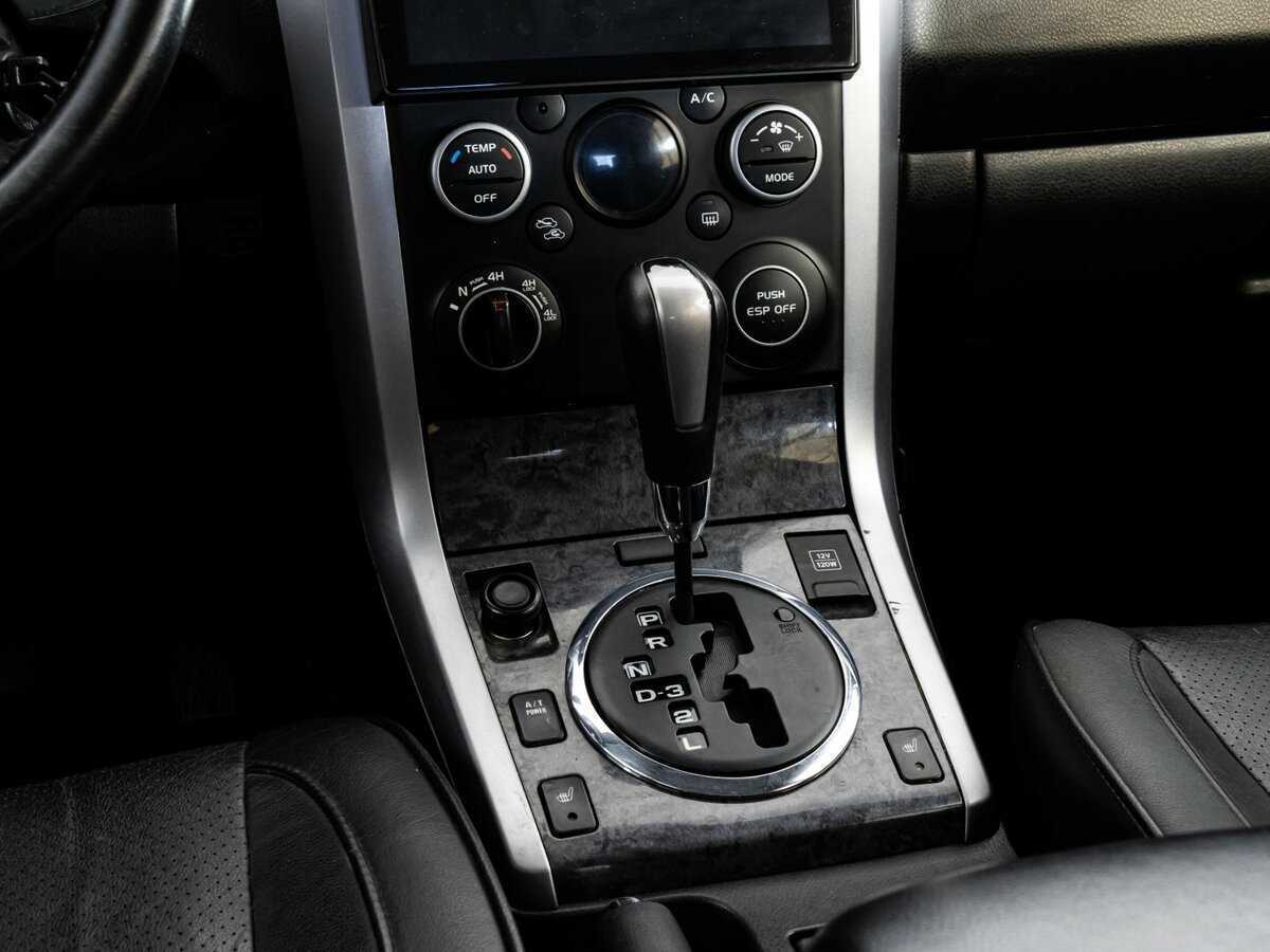 Suzuki Grand Vitara с пробегом — 2010 год. Фото: #10
