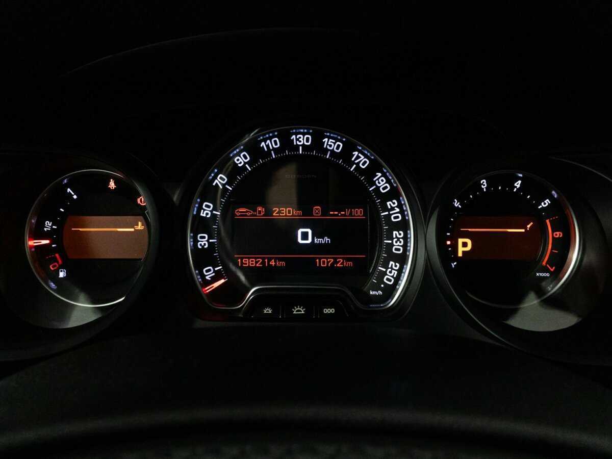 Citroen C5 с пробегом — 2013 год. Фото: #11