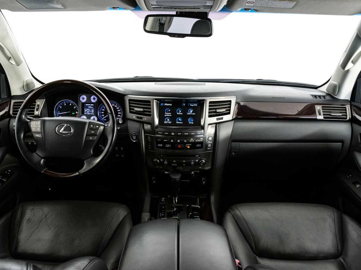 Lexus LX с пробегом — 2008 год. Фото: #7