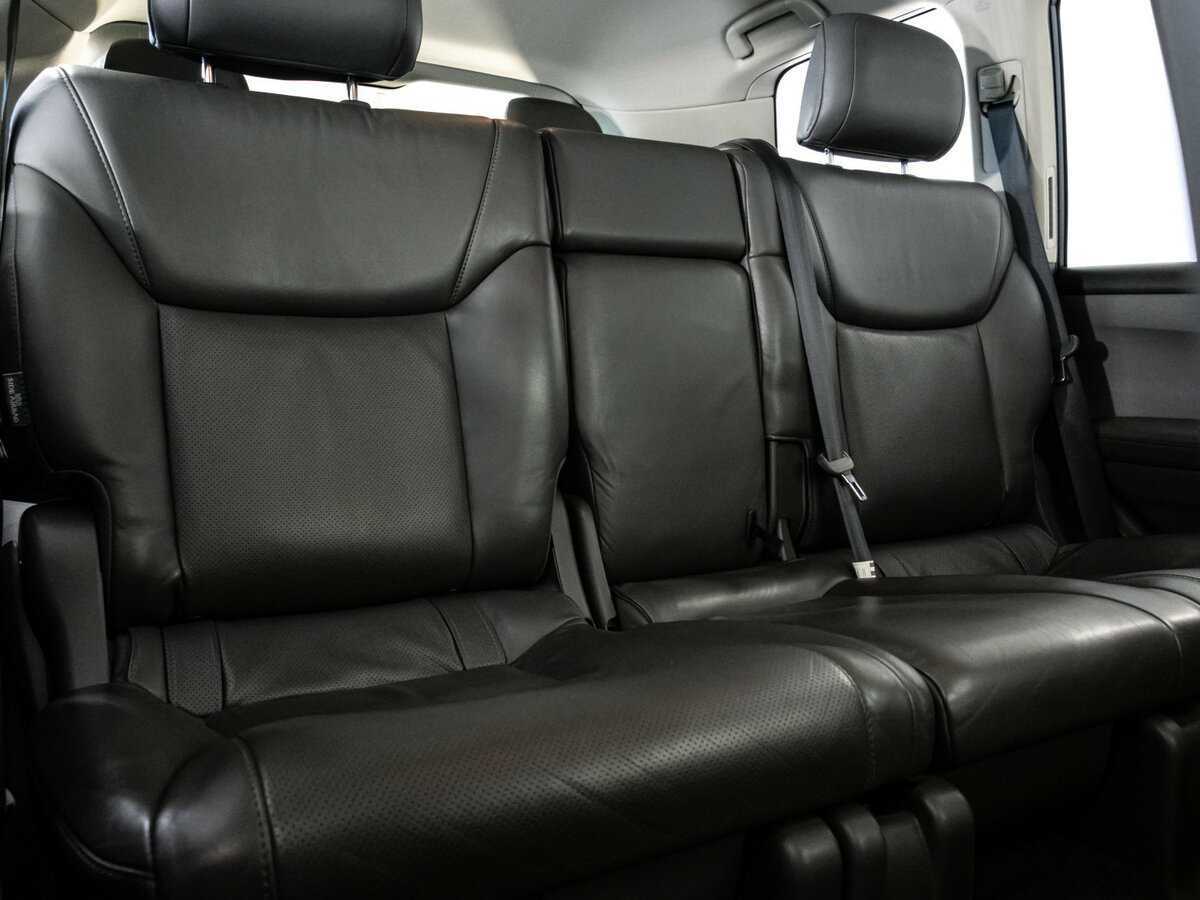 Lexus LX с пробегом — 2008 год. Фото: #14