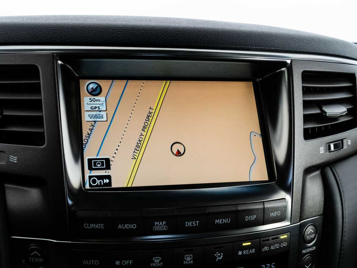 Lexus LX с пробегом — 2008 год. Фото: #18