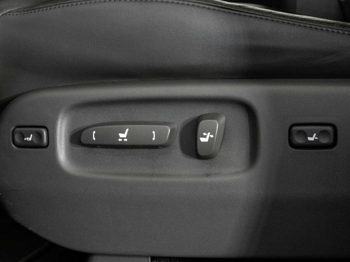 Lexus LX с пробегом — 2008 год. Фото: #27