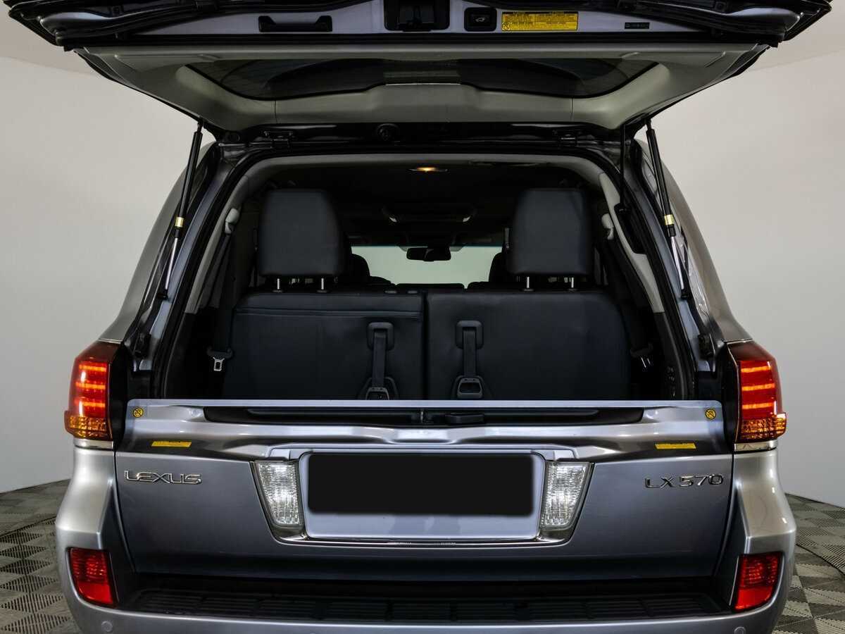 Lexus LX с пробегом — 2008 год. Фото: #31