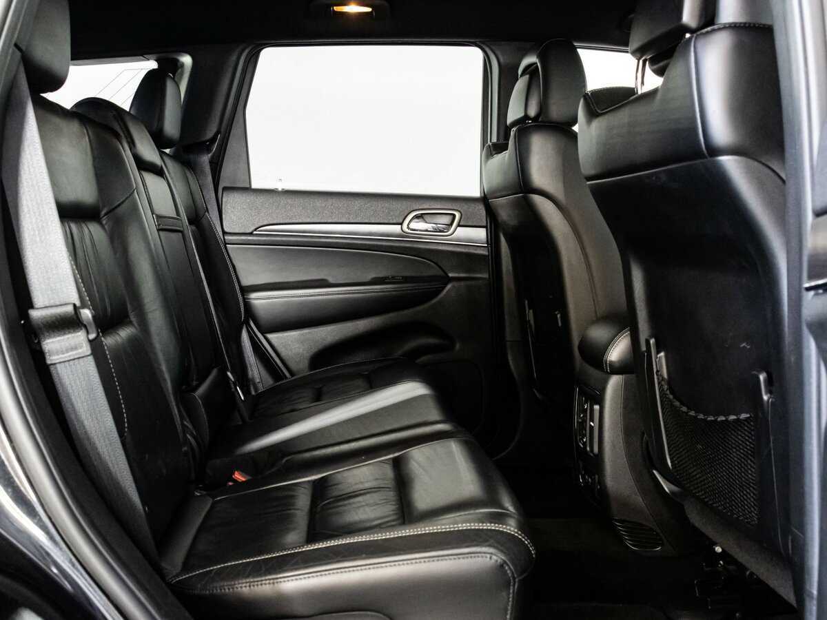 Jeep Grand Cherokee с пробегом — 2013 год. Фото: #18