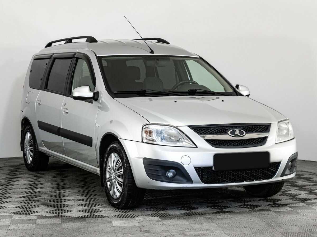 Lada (ВАЗ) Largus с пробегом — 2014 год. Фото: #2