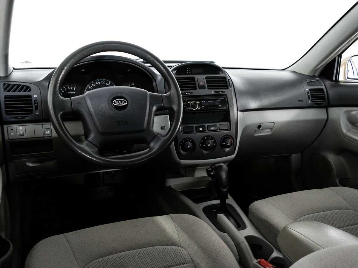 Kia Cerato с пробегом — 2006 год. Фото: #8