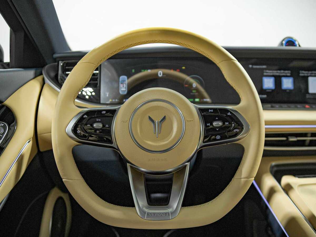 Voyah Free с пробегом — 2023 год. Фото: #8