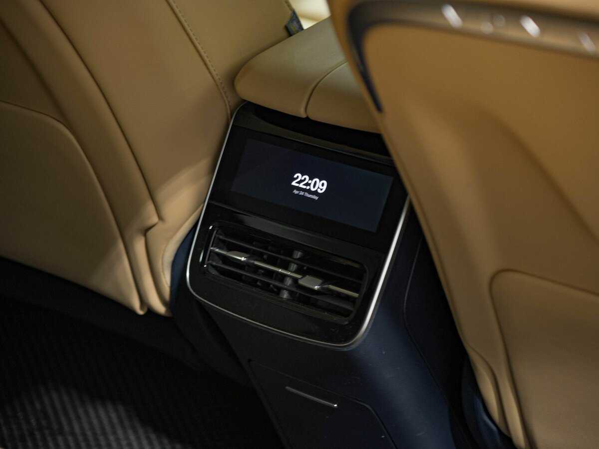 Voyah Free с пробегом — 2023 год. Фото: #16