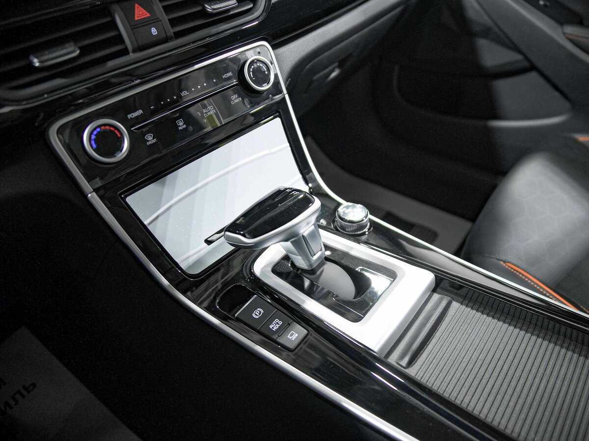 Kia Seltos с пробегом — 2024 год. Фото: #11