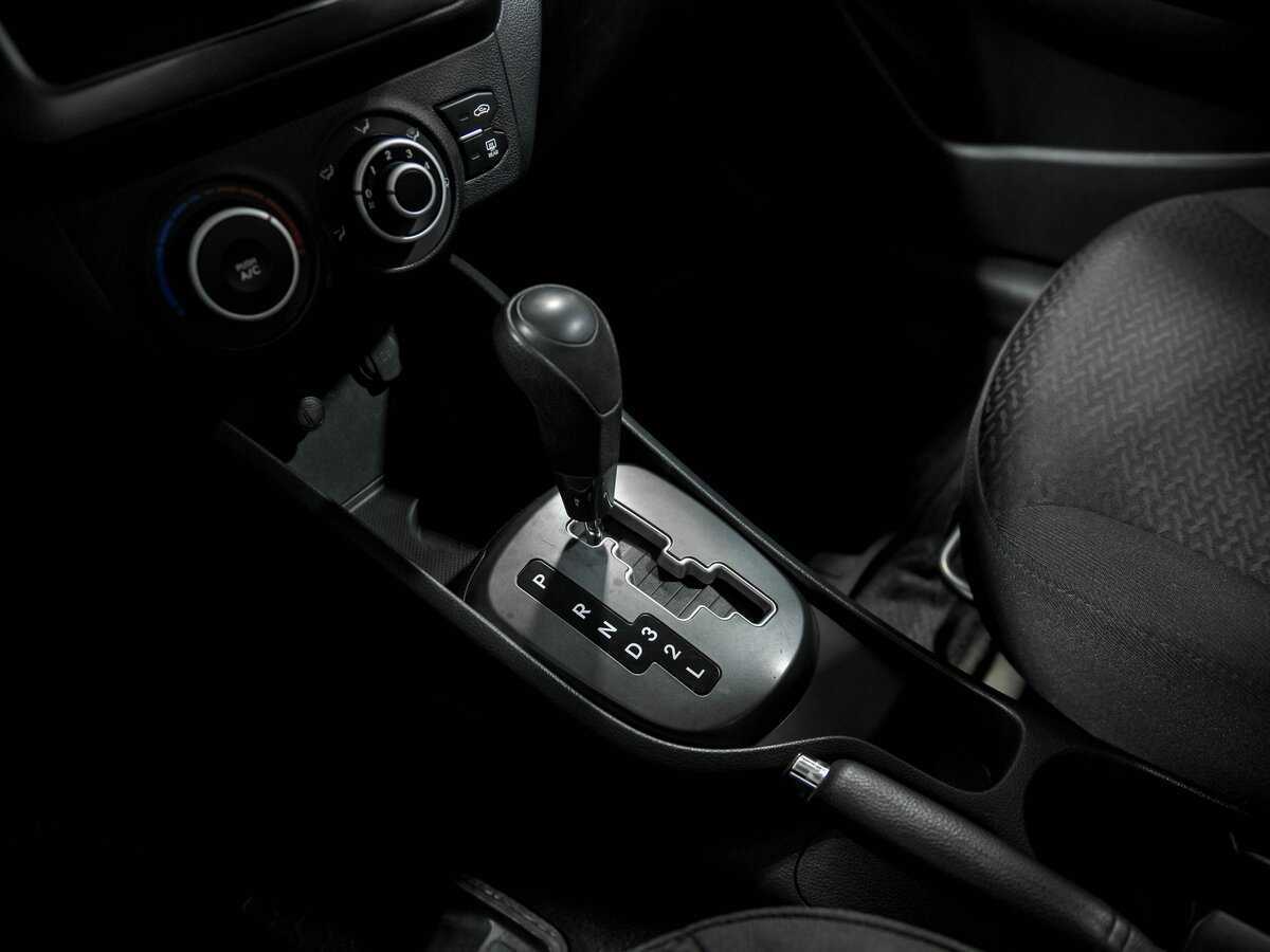 Kia Rio с пробегом — 2012 год. Фото: #9