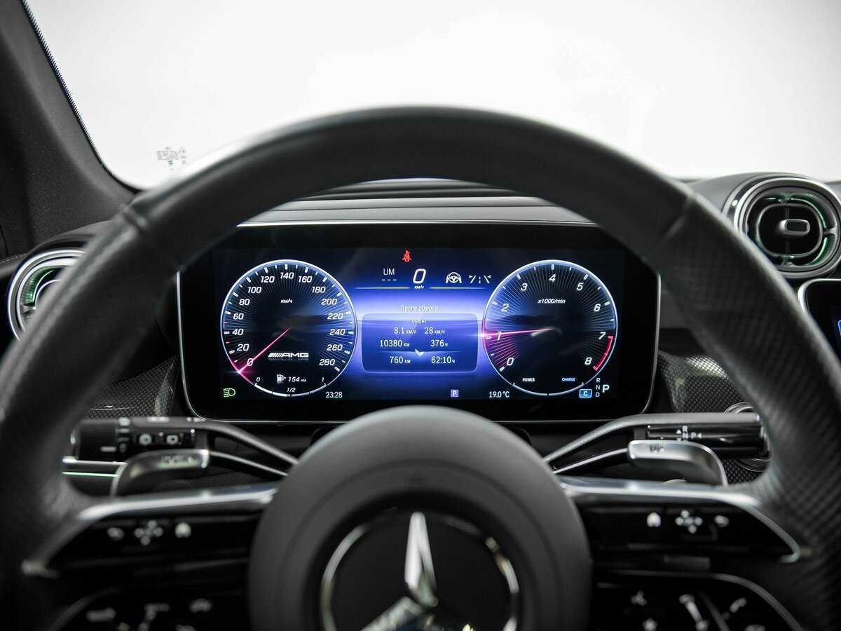 Mercedes-Benz GLC AMG с пробегом — 2024 год. Фото: #6