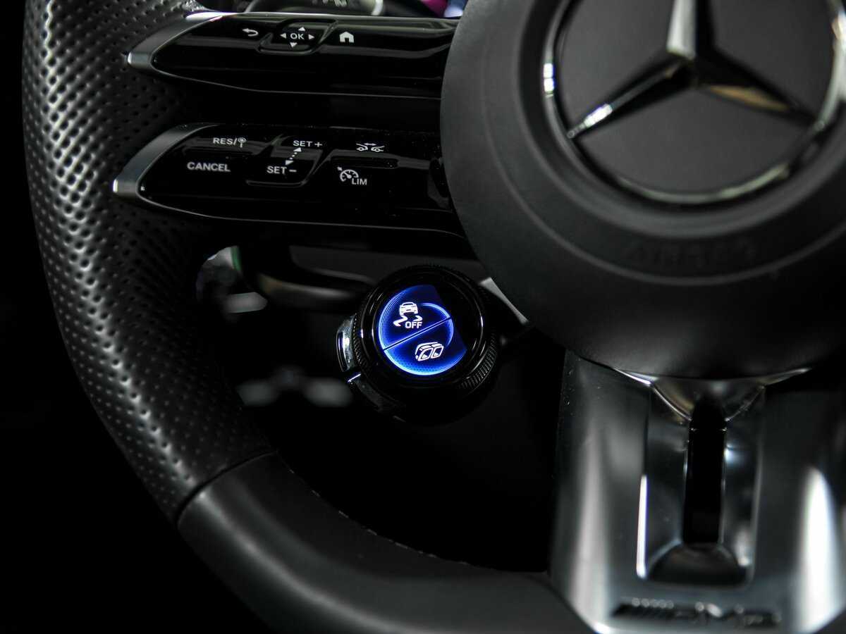 Mercedes-Benz GLC AMG с пробегом — 2024 год. Фото: #8