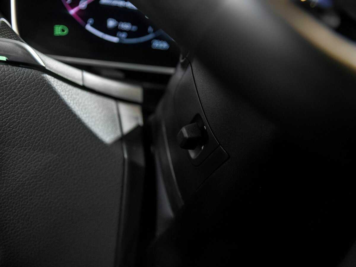 Mercedes-Benz GLC AMG с пробегом — 2024 год. Фото: #17