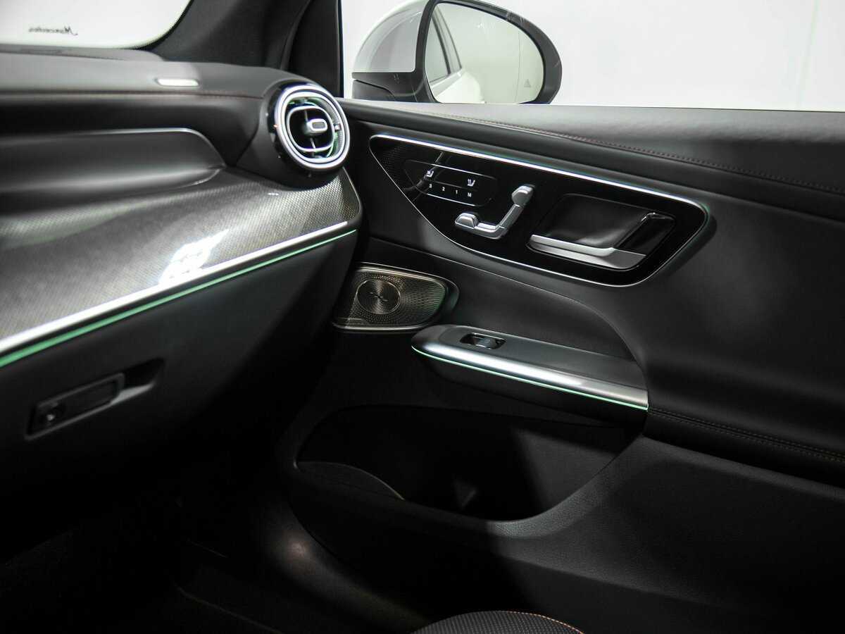 Mercedes-Benz GLC AMG с пробегом — 2024 год. Фото: #19