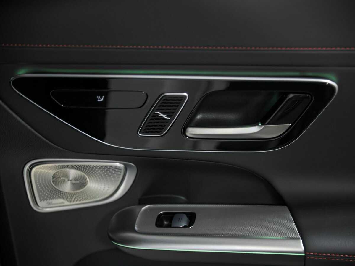 Mercedes-Benz GLC AMG с пробегом — 2024 год. Фото: #23