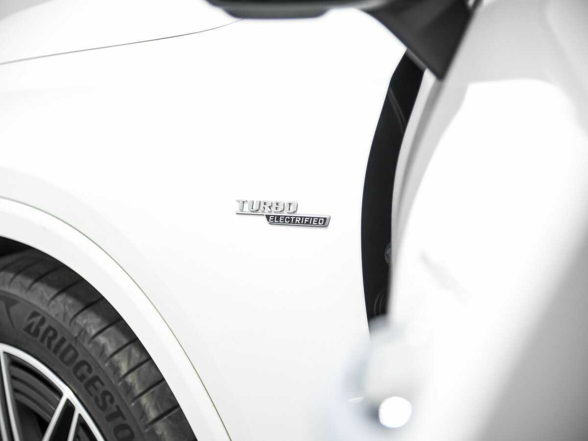 Mercedes-Benz GLC AMG с пробегом — 2024 год. Фото: #28