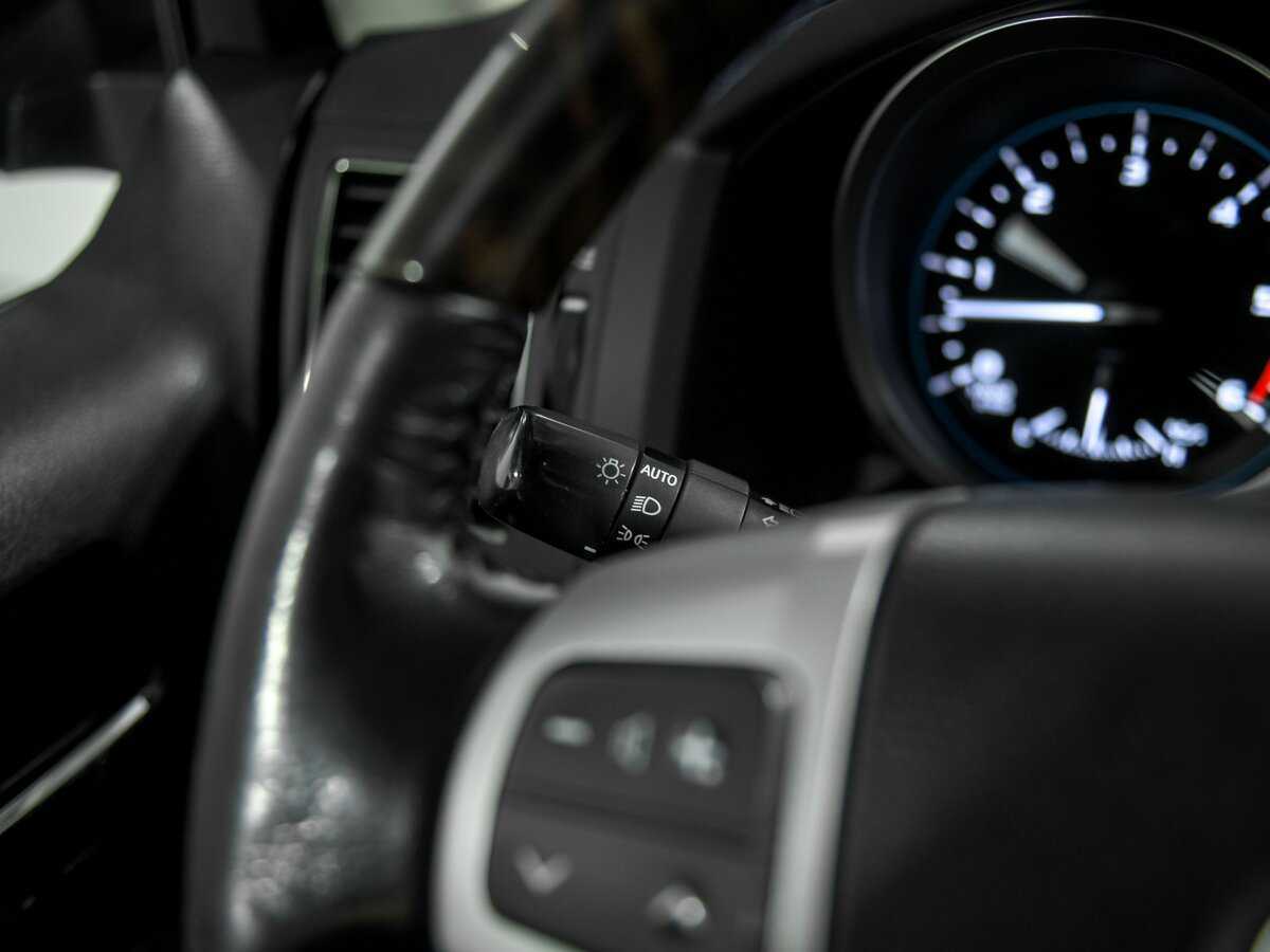 Toyota Land Cruiser с пробегом — 2015 год. Фото: #7