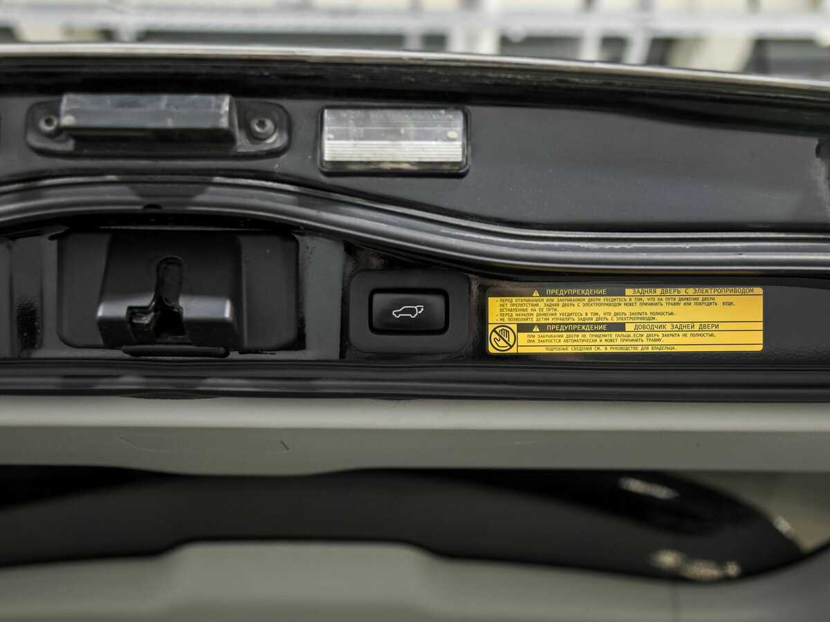 Toyota Land Cruiser с пробегом — 2015 год. Фото: #23