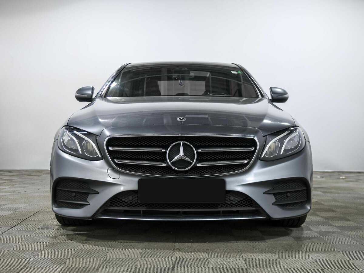 Mercedes-Benz E-Класс с пробегом — 2019 год. Фото: #1