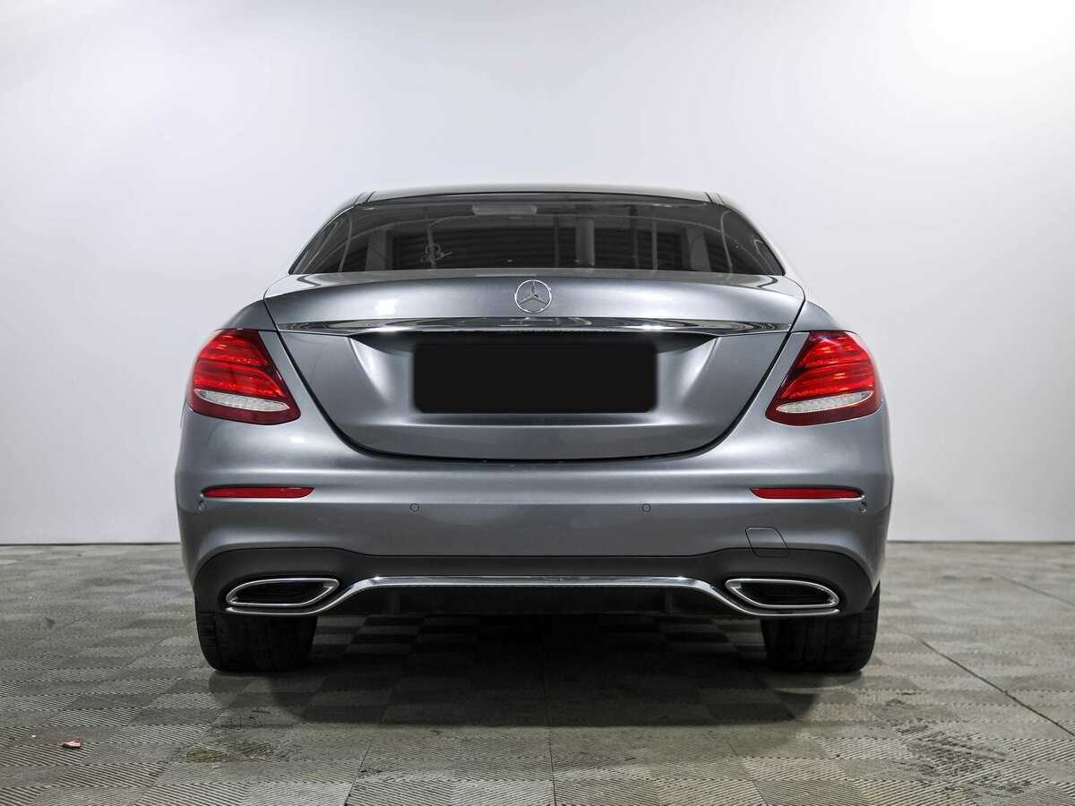 Mercedes-Benz E-Класс с пробегом — 2019 год. Фото: #3