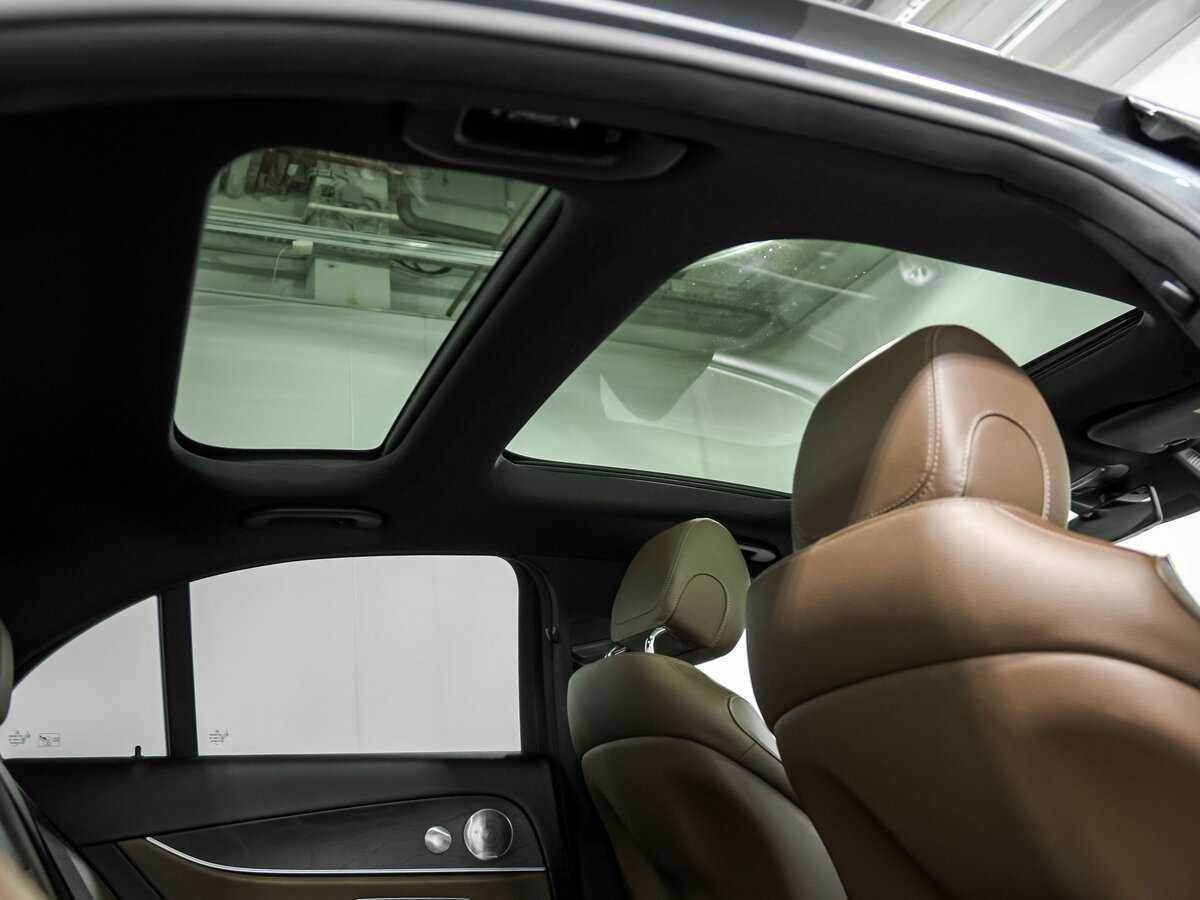 Mercedes-Benz E-Класс с пробегом — 2019 год. Фото: #17