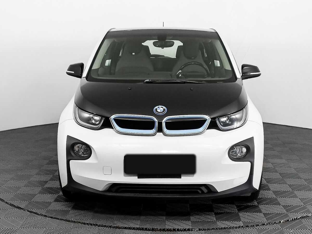 BMW i3 с пробегом — 2017 год. Фото: #1
