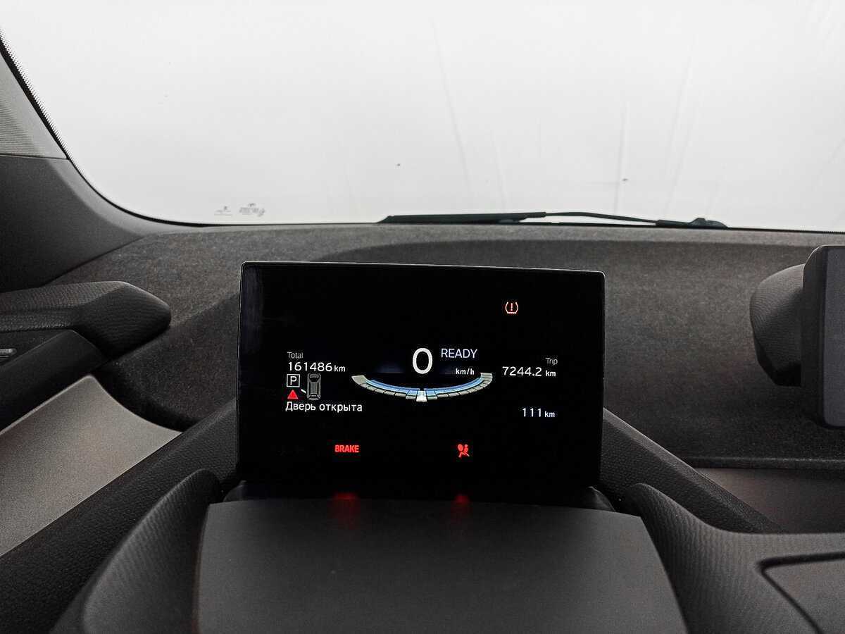 BMW i3 с пробегом — 2017 год. Фото: #10