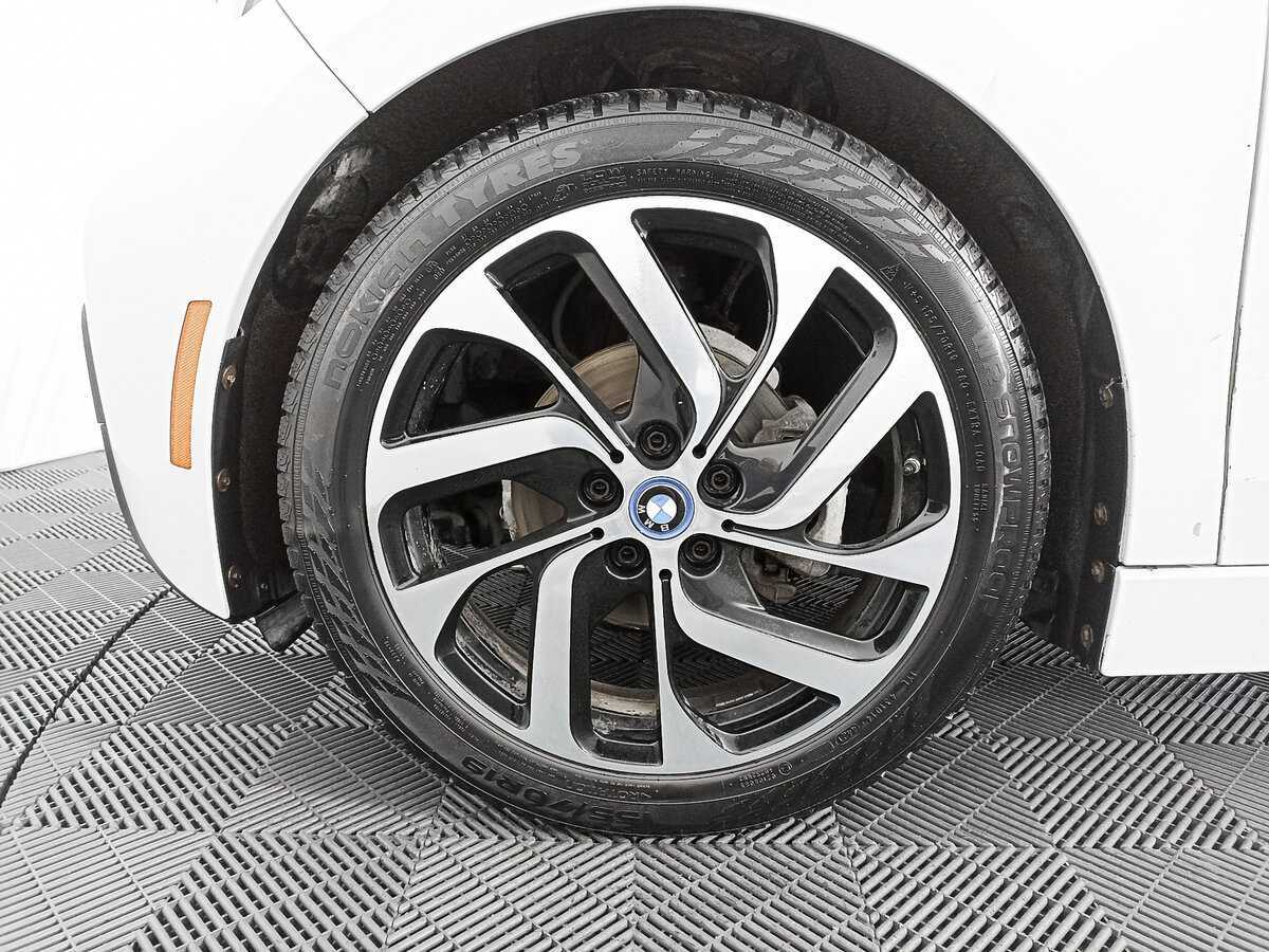 BMW i3 с пробегом — 2017 год. Фото: #15