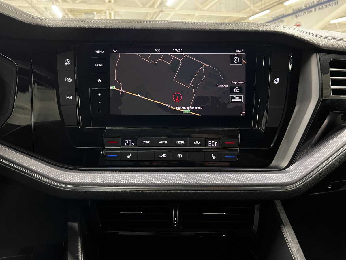 Volkswagen Touareg с пробегом — 2018 год. Фото: #14