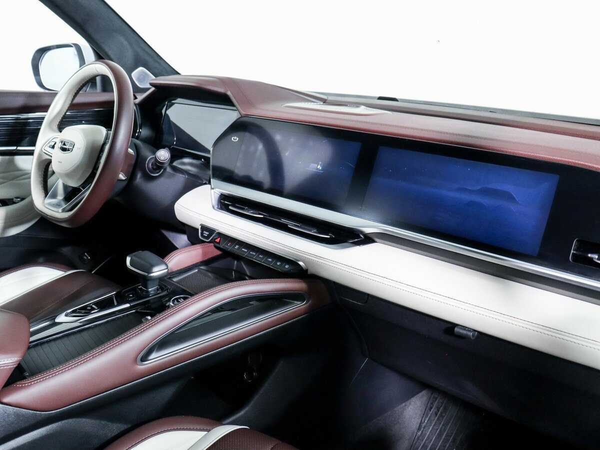 Geely Monjaro с пробегом — 2023 год. Фото: #5