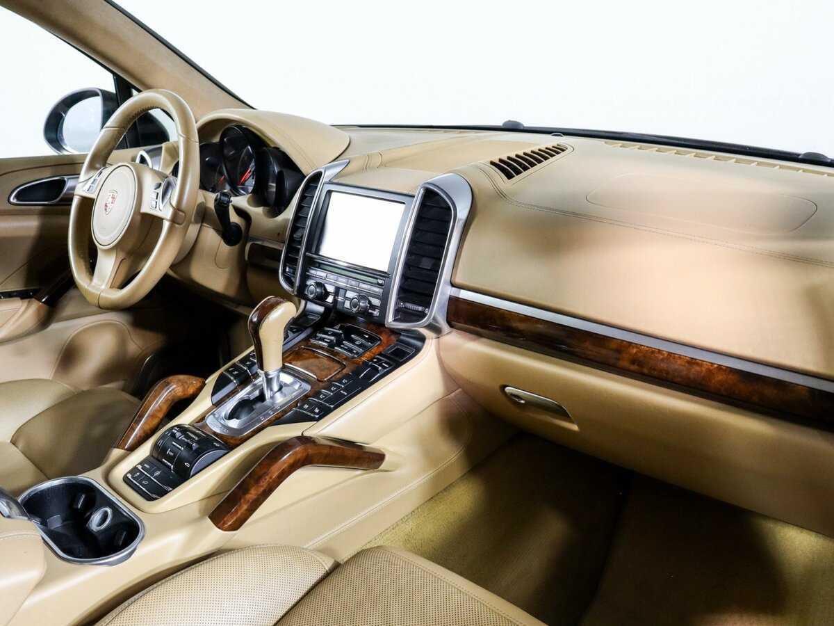 Porsche Cayenne с пробегом — 2010 год. Фото: #5