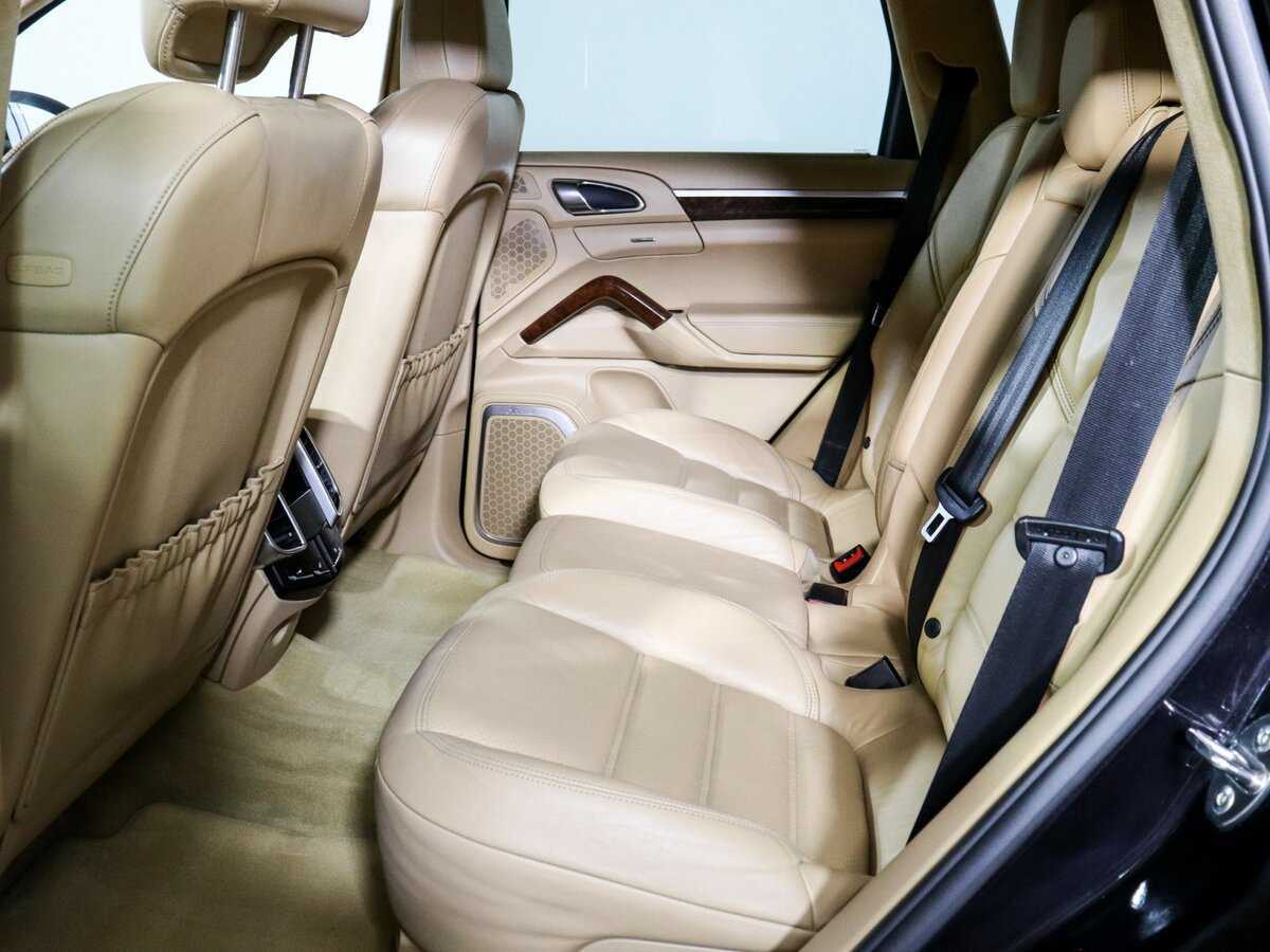 Porsche Cayenne с пробегом — 2010 год. Фото: #6