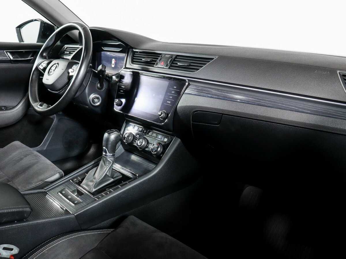Skoda Superb с пробегом — 2021 год. Фото: #5