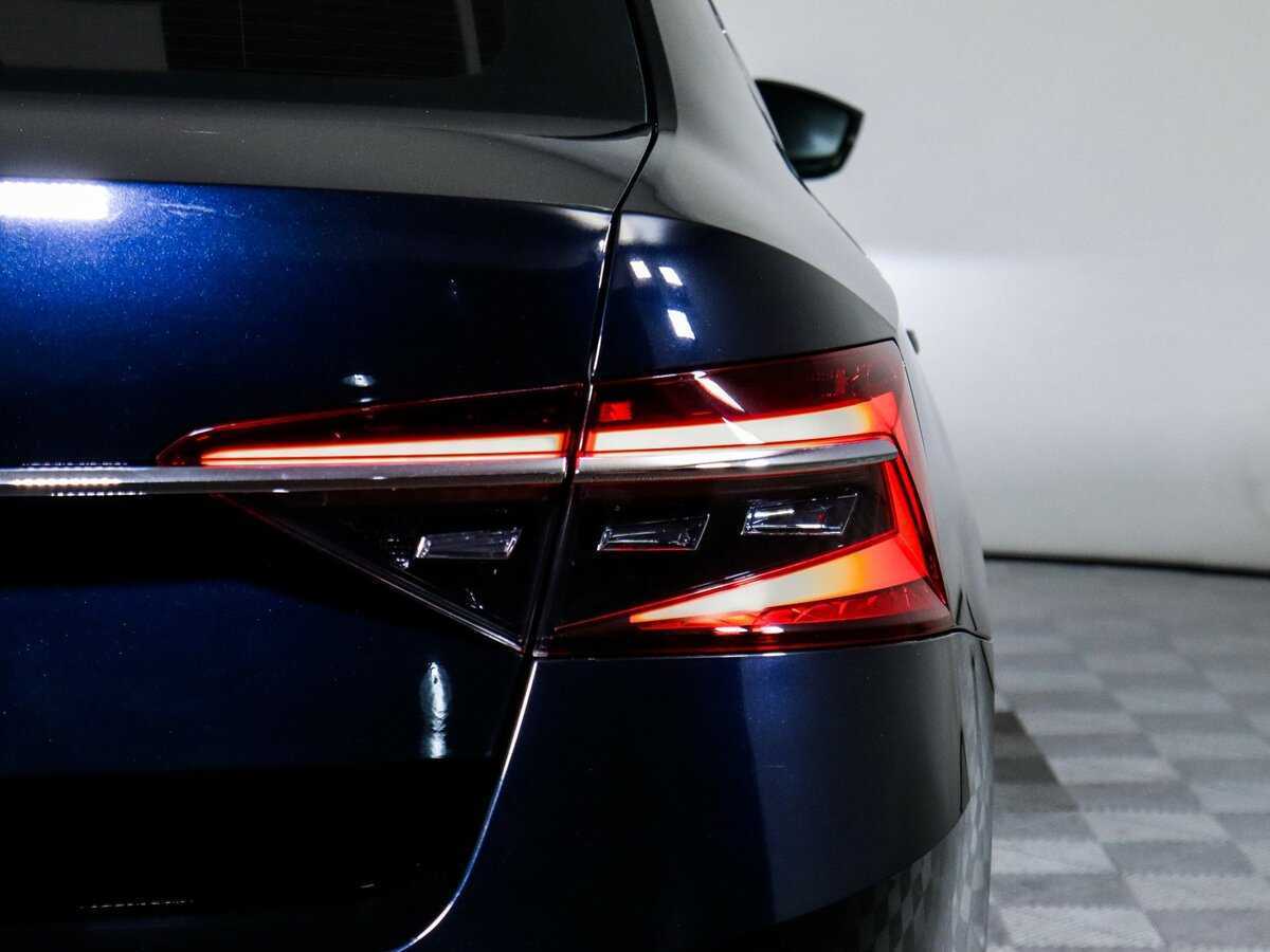 Skoda Superb с пробегом — 2021 год. Фото: #16