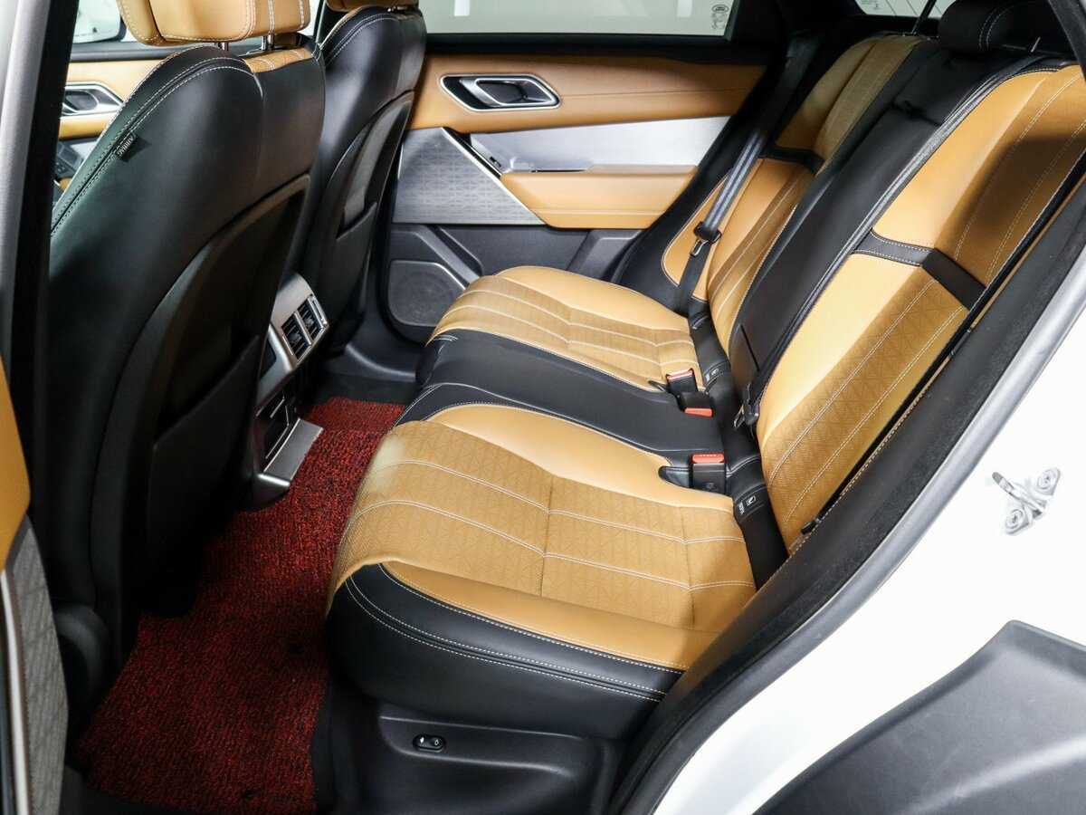 Land Rover Range Rover Velar с пробегом — 2018 год. Фото: #6