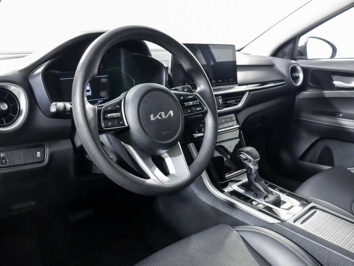 Kia K3 с пробегом — 2022 год. Фото: #13
