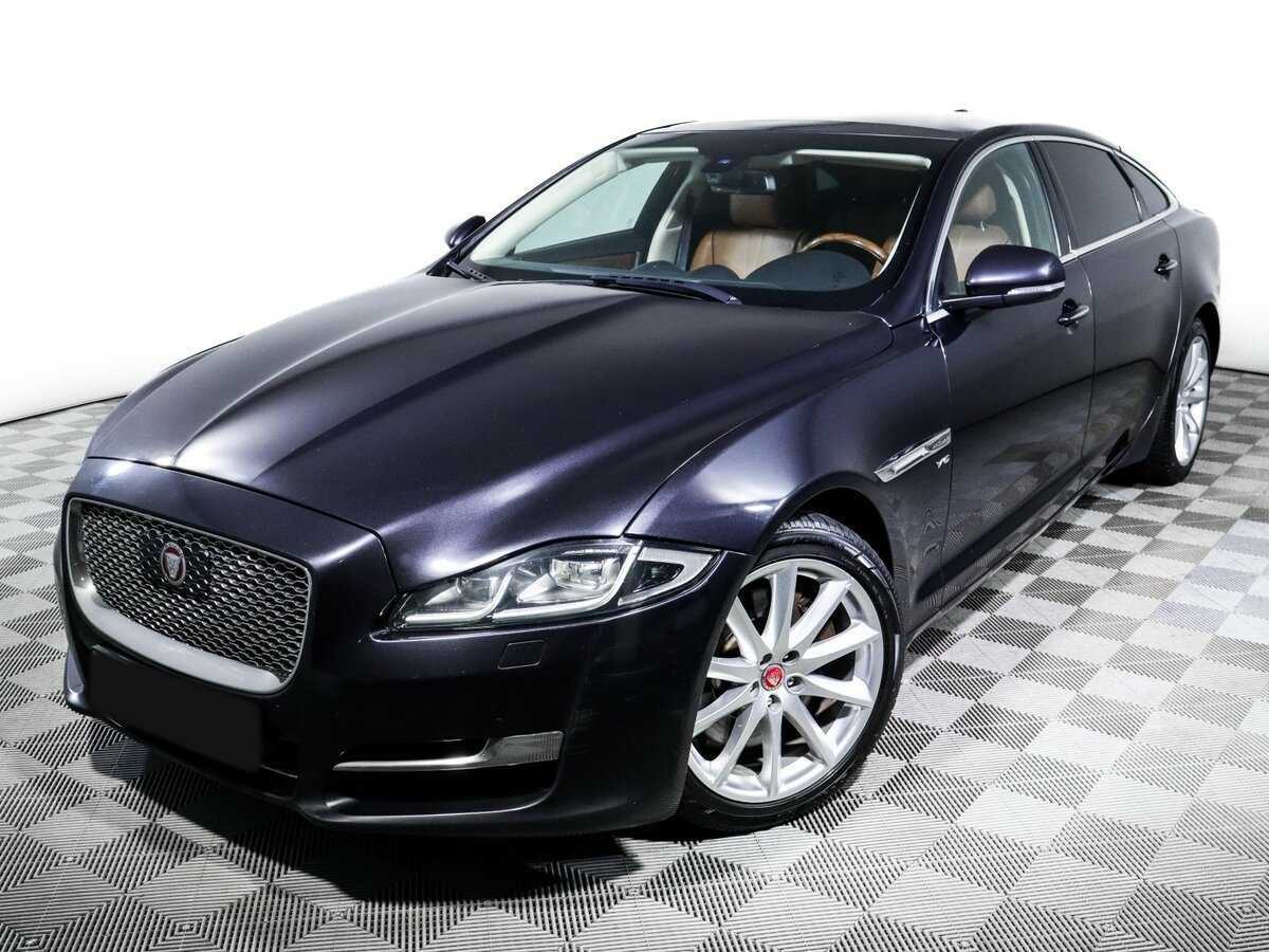 Jaguar XJ с пробегом — 2017 год. Фото: #12