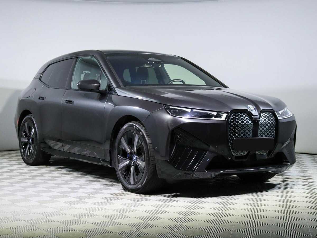 BMW iX с пробегом — 2022 год. Фото: #2
