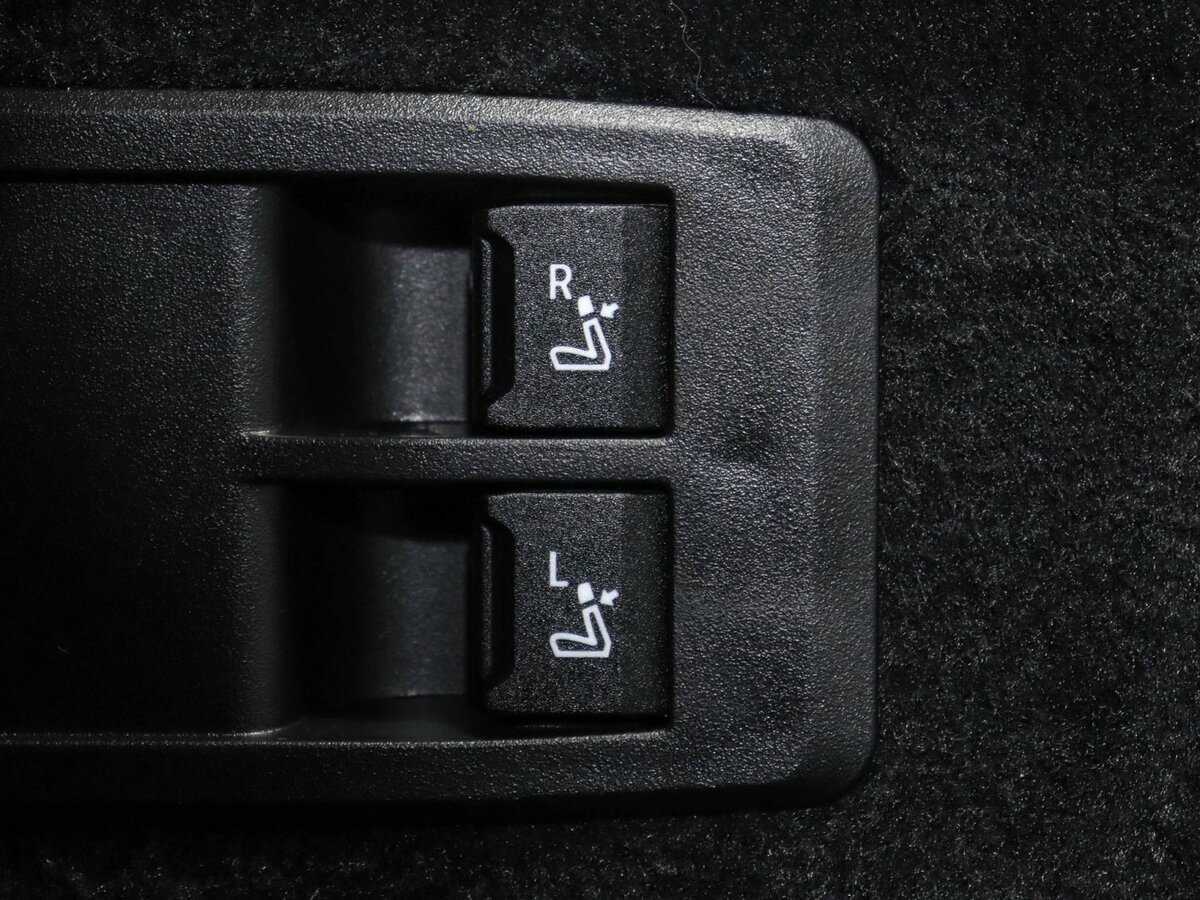 BMW iX с пробегом — 2022 год. Фото: #29