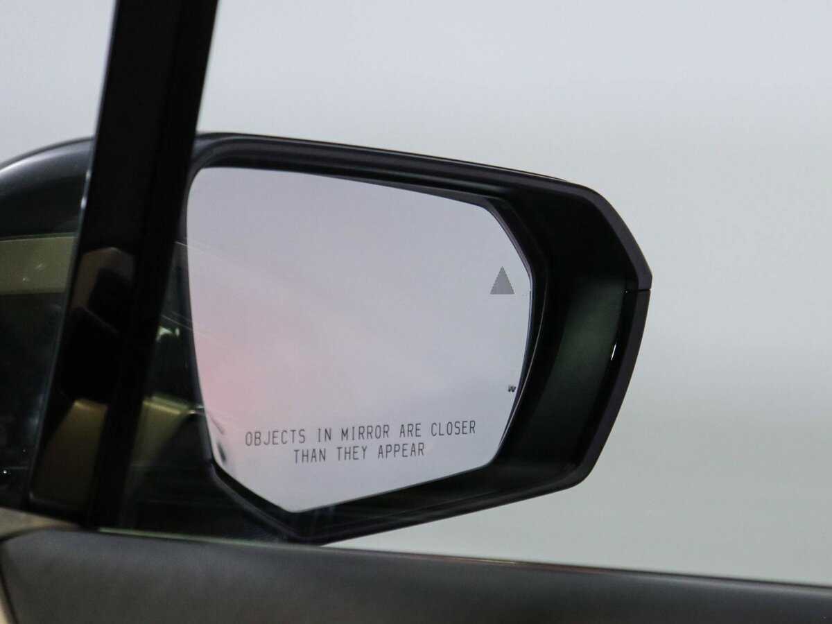 BMW iX с пробегом — 2022 год. Фото: #34