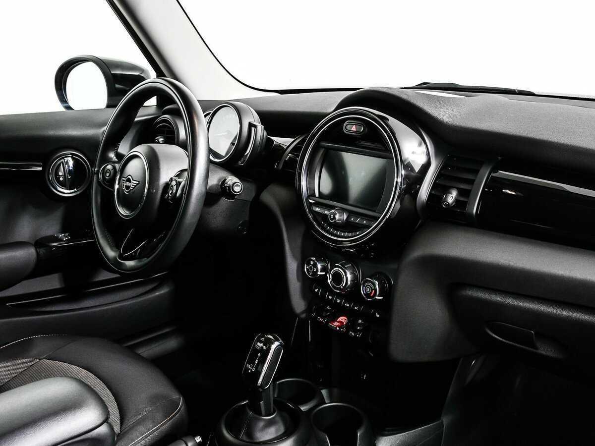 Mini Hatch с пробегом — 2020 год. Фото: #8