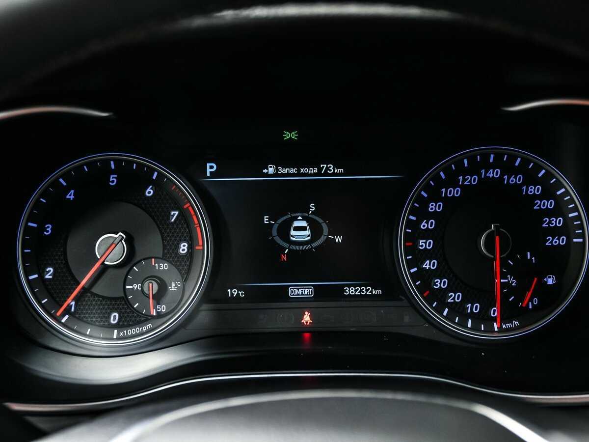 Genesis G70 с пробегом — 2019 год. Фото: #9