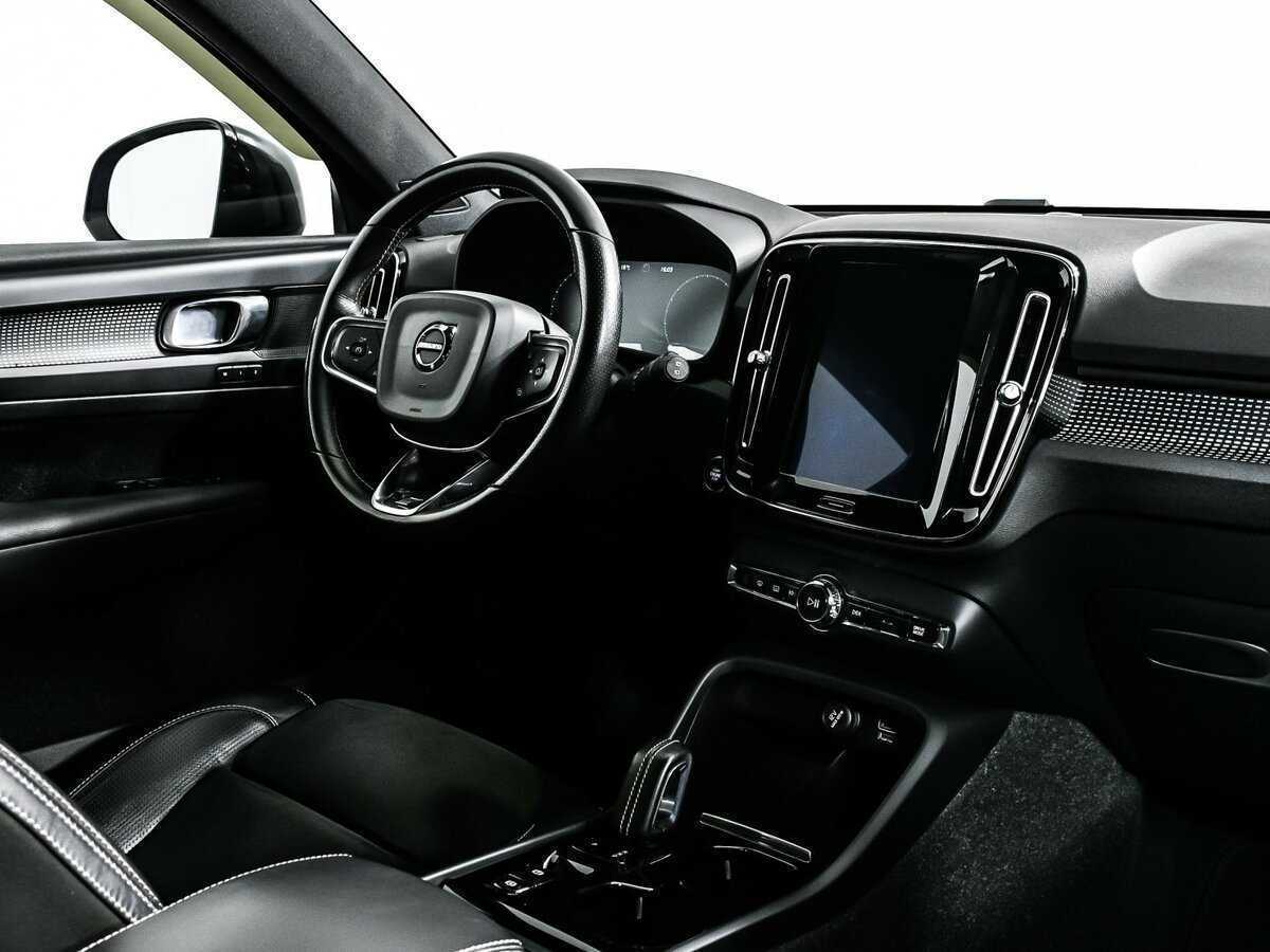 Volvo XC40 с пробегом — 2020 год. Фото: #8