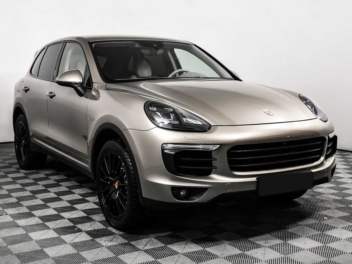 Porsche Cayenne с пробегом — 2016 год. Фото: #2