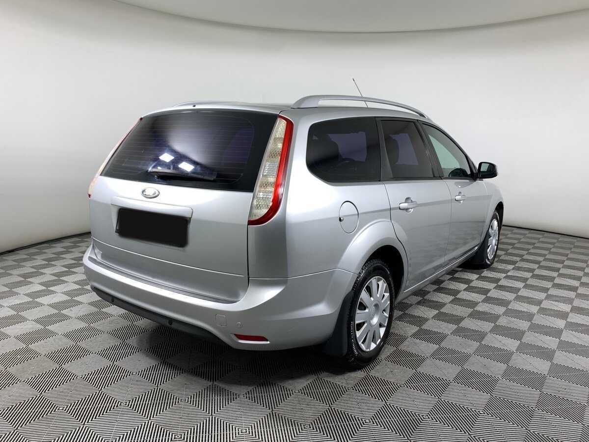 Ford Focus с пробегом — 2011 год. Фото: #4